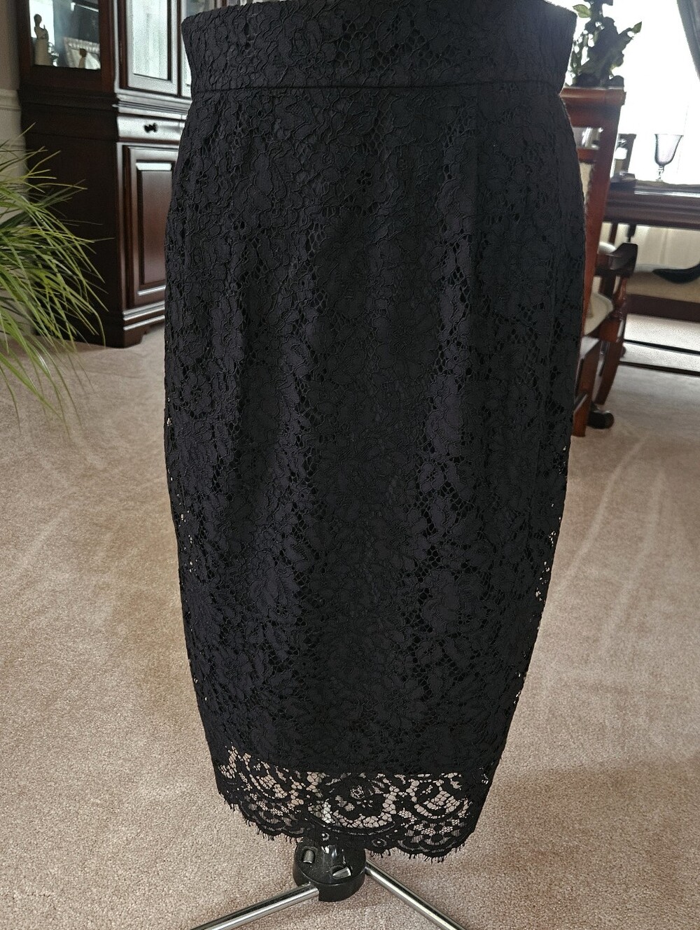 J. CREW Classic Black Lace Pencil Skirt Sz 8